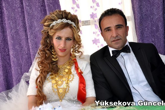 GÜLLÜ & ŞERAFETTİN TÖRECİ