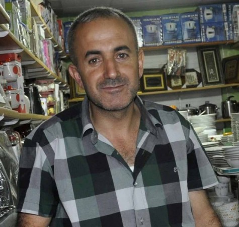 KEVSER SPOT: ERKAN ALTAN: En güzel Anıları birlikte paylaşmak dileği ile en güzel hatıraları bu bayramda tazelemek dileği ile mübarek Ramazan bayramınızı kutlarız.