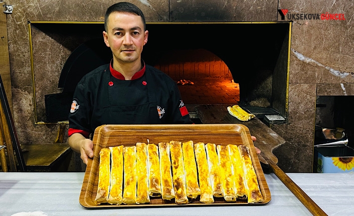 Yüksekova'da Öz Damak Balık Restaurantında Yoğun İlgi Gören "Hakkari Sarması"