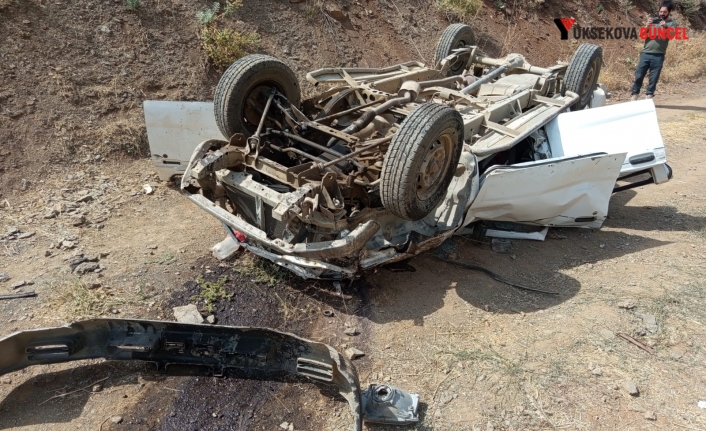 Hakkari'de kaza: 2 ölü 1 yaralı