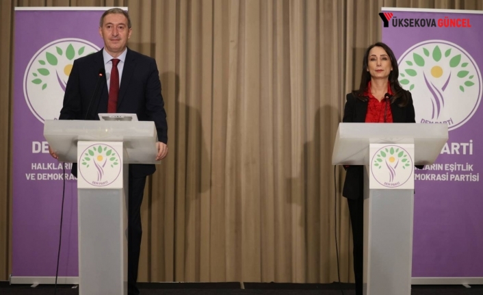 PKK'nın Türkiye'den çekilme kararından sonra DEM Parti'den ilk açıklama