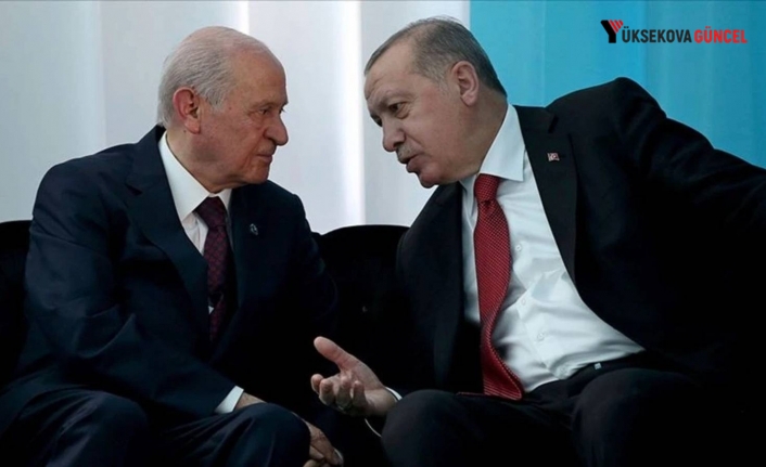Bahçeli'nin danışmanı Çiçek'ten Yeni Şafak'a: Cumhur İttifakı birlikteliğinden ve MHP’den rahatsız oldukları deşifre oldu!