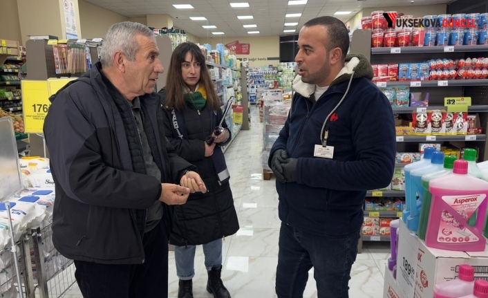 Zabıta Müdürlüğü ekipleri, ağır taşıtlarla ilgili alınan kararı esnafla paylaştı