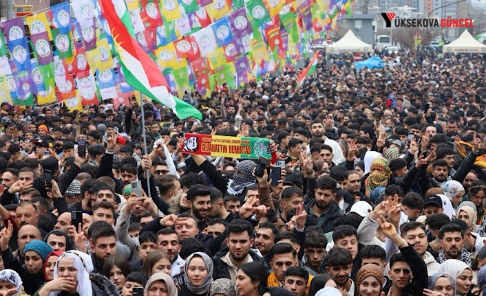 Birçok kentte Newroz kutlaması: ‘Demokratik toplumu birlikte inşa edeceğiz’