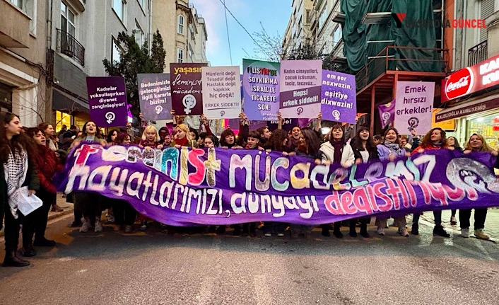 Kadınlar 8 Mart'ta sokaklarda: Yoksulluğa, şiddete, sömürüye, savaşa karşı isyandayız!
