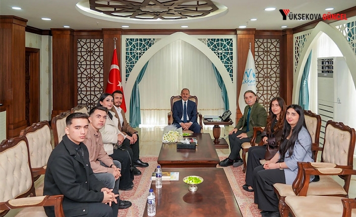 Rektör Prof. Dr. Musa Gençcelep ve HÜDET Üyelerinden Vali İbrahim Taşyapan’a Ziyaret