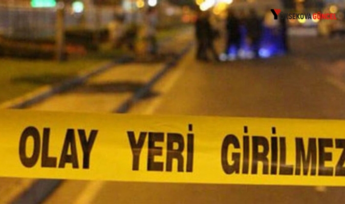 Hakkari İl Başkanı Zeydin Kaya’nın Kızının Karıştığı Kazada 1 Kişi Hayatını Kaybetti