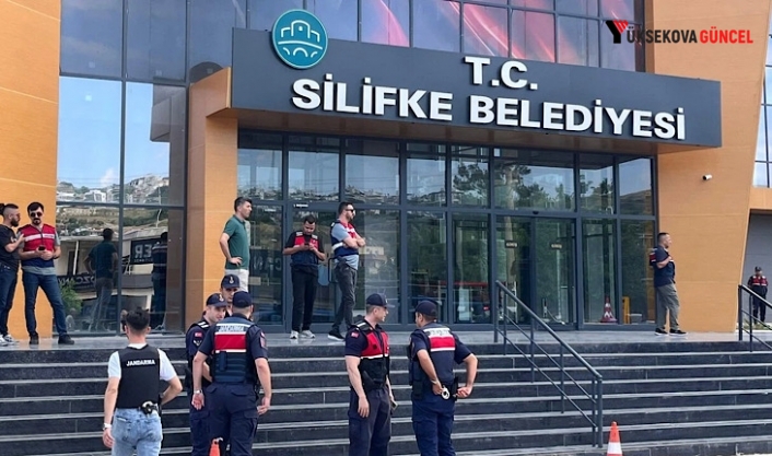 Silifke ve Adalar belediyelerine operasyon: Belediye Başkanları gözaltına alındı