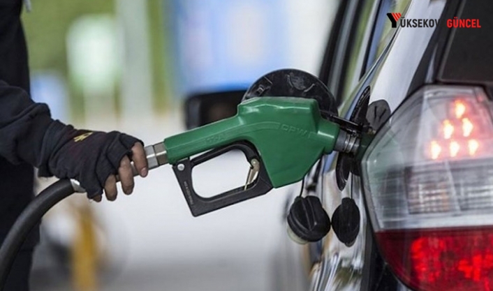 ABD-İran gerilimi pompaya yansıdı: Benzine 2,74 TL zam geliyor