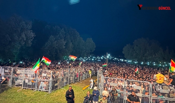 Yüksekova’da Festival Coşkusu Koma Amed Konseriyle Taçlandı