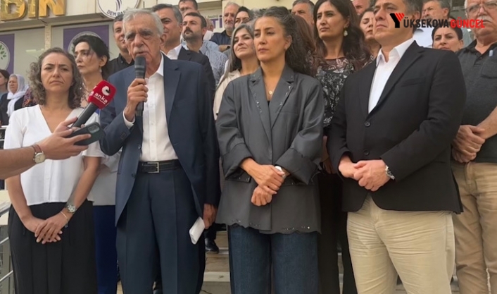 Ahmet Türk: ‘Sürecin kalıcı barışa dönmesi için hukuki zemin hazırlanmalı’