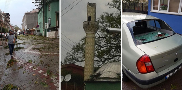 4 dakika süren dolu yağışında cami minaresi yıkıldı, araçlar zarar gördü