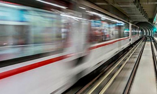 Ankara'da iki metro treni çarpıştı