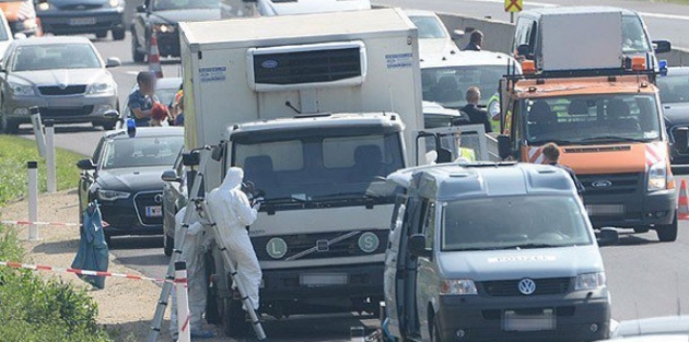 Avusturya’da 70 göçmen kamyon kasasında ölü bulundu