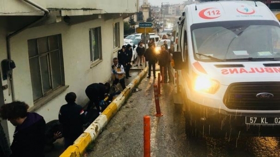 Babası içeri girince dehşete düştü! 17 yaşındaki oğlu...