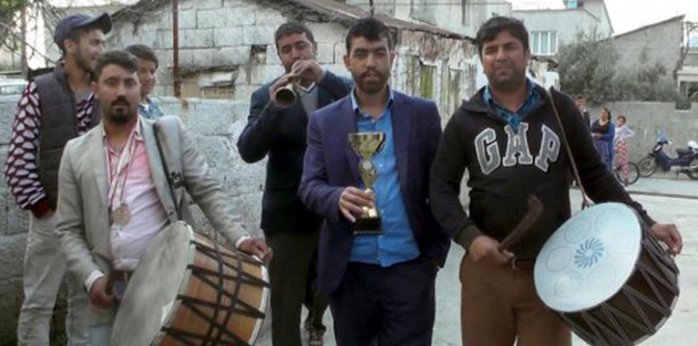 Bu kez hakları için çaldılar