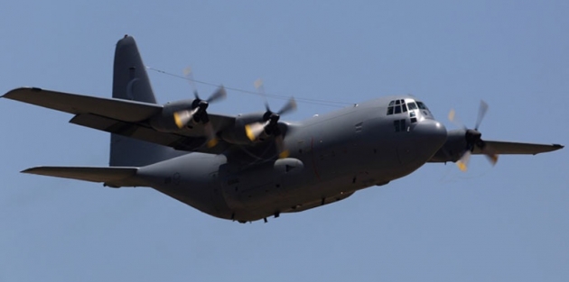 Cezayir’de askeri uçak düştü