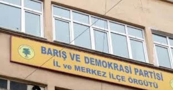 DBP binasına polis baskını