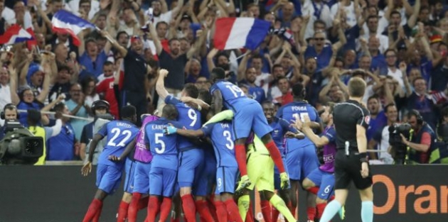 EURO 2016: Ev sahibi Fransa finalde