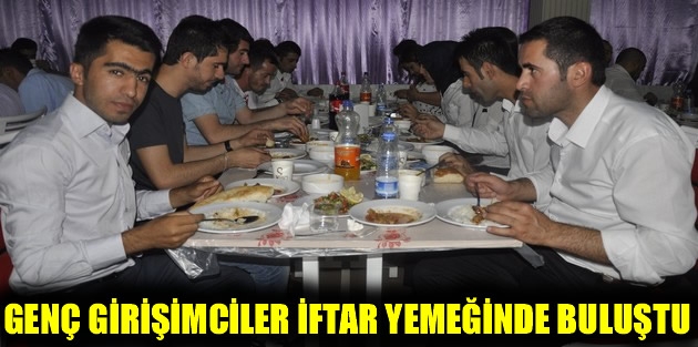 Genç Girişimciler İftar Yemeğinde Buluştu