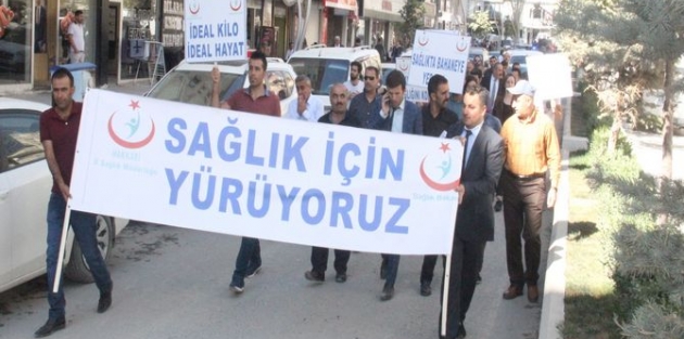 Hakkari’de “Sağlık için yürüyoruz etkinliği”