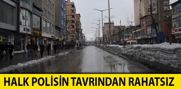 Halk Polisin Tavrından Rahatsız 