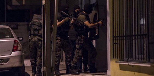 İstanbul’da polis baskınları