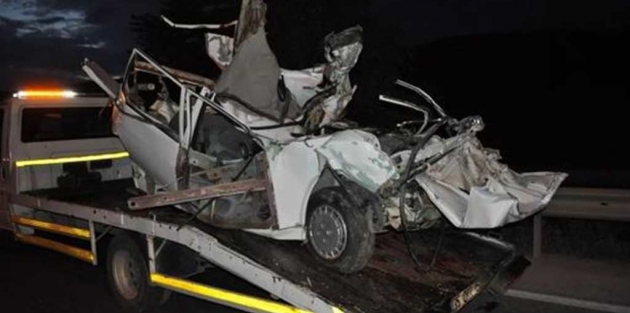 İzmir’de zincirleme trafik kazası: 1’i ağır 4 yaralı