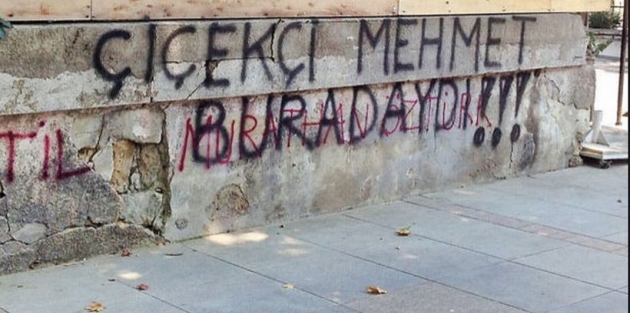 Lüks arabasıyla hız yaparken çiçekçiye çarpıp kaçan Murathan Öztürk hâlâ yakalanmıyor