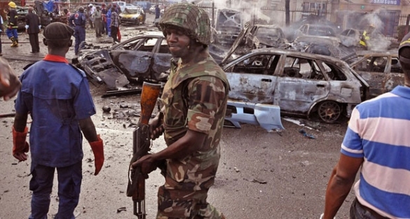 Nijerya'da camiye çifte canlı bomba