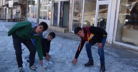 Şemdinli'de Dondurucu Soğuklar