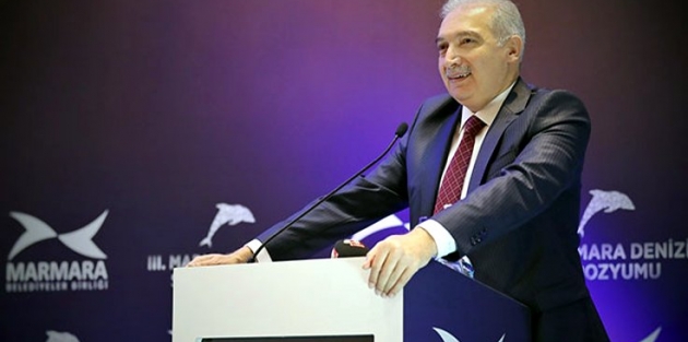 'Sınıf bir mabet, abdestsiz girmemek gerek'