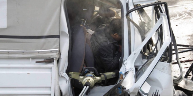 TEM'de feci kaza!.. 2 ölü!