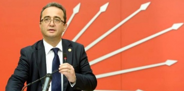 Tezcan: Gül'ün adaylığı üzerinden tartışmanın parçası olmayız