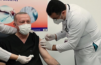 Cumhurbaşkanı Erdoğan Covid-19 aşısının ikinci...