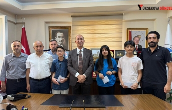 Esendere Belediyesi'nden LGS Başarılı Öğrencilere Anlamlı Destek