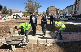 Yüksekova Belediyesi Eşbaşkanı Şoreş Diri Çalışmaları inceledi