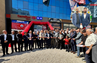 Yüksekova’da “CarrefourSA Şubesi” Açıldı