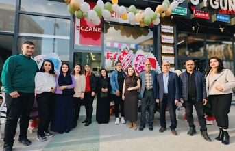 Yüksekova'da "Dilan Eczanesi" Yeni Yüzü ve Adresiyle Yeniden Hizmette