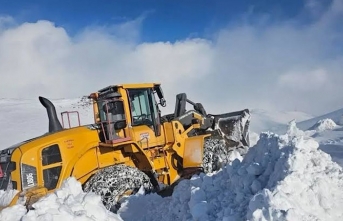 Hakkari’de 96 Köy ve 205 Mezra Yolu Ulaşıma Kapandı