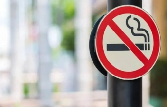 Yeni sigara yasakları geliyor: Kasa arkasından kalkacak,...