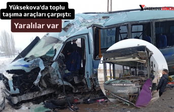 Yüksekova'da toplu taşıma araçları çarpıştı: Yaralılar var