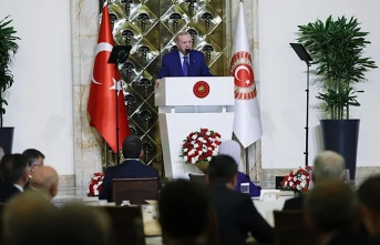 Erdoğan'dan Meclis'te kritik mesaj: Süreci hazmedemeyenlere aldırmayacağız, tarihi fırsatın heba edilmesine izin vermeyeceğiz!