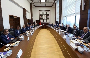 Hakkari Üniversitesi Rektörü Prof. Dr. Gençcelep...