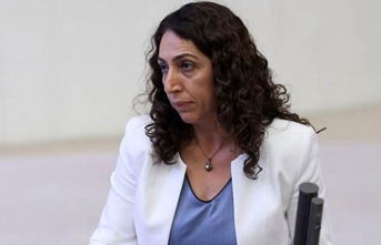 Saliha Aydeniz Meclis İdare Amirliği görevinden...