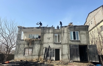 Yüksekova’da Baca Yangını Korkuttu