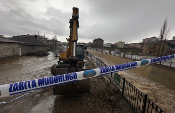 Yüksekova’da Dere Taşkınına Karşı Önlemler...