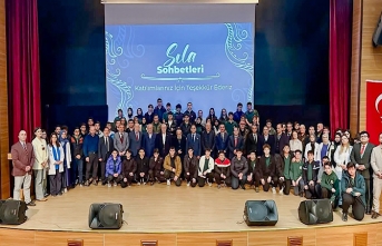 Rektör Gençcelep, Trabzon’da Öğrencilerle “Bilimin Yolculuğu” Söyleşisinde Buluştu