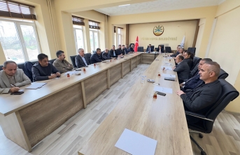 Yüksekova Belediyesi’nde Hizmet Değerlendirme Toplantısı