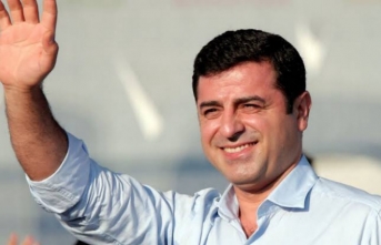 Demirtaş konusu çerçeve yasayı kilitledi iddiası: "Siyaset yasağı" tartışması iktidar ile DEM Parti arasında krize dönüştü